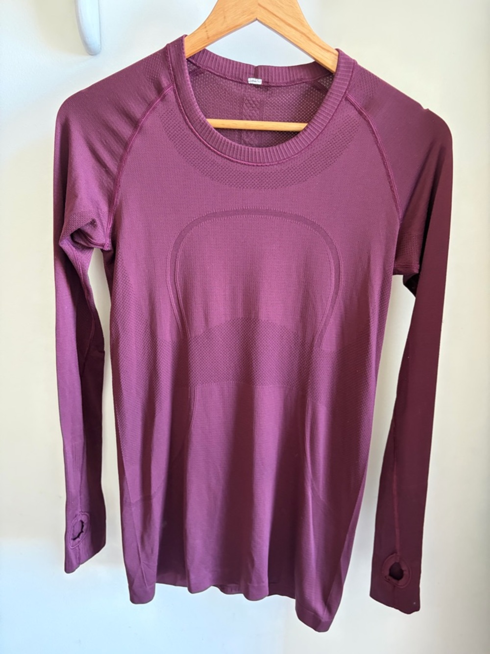 lululemon athletica Seamless Long Sleeve Top in Plum/Maroon 💜